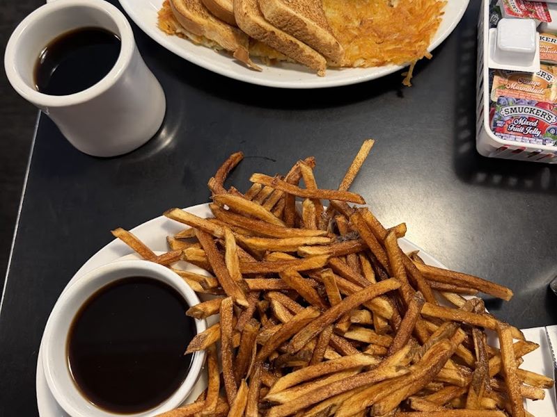 Jake's Cafe on 2nd Street food